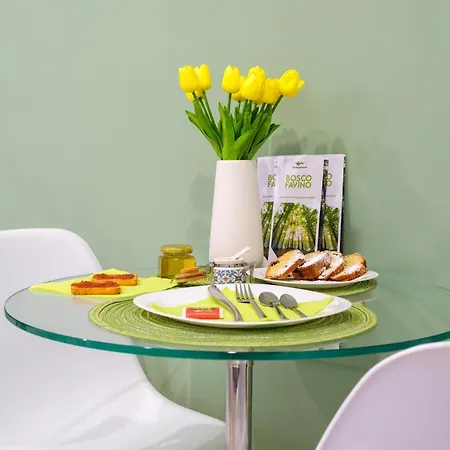 فندق مبيت وإفطار Leukos 3*